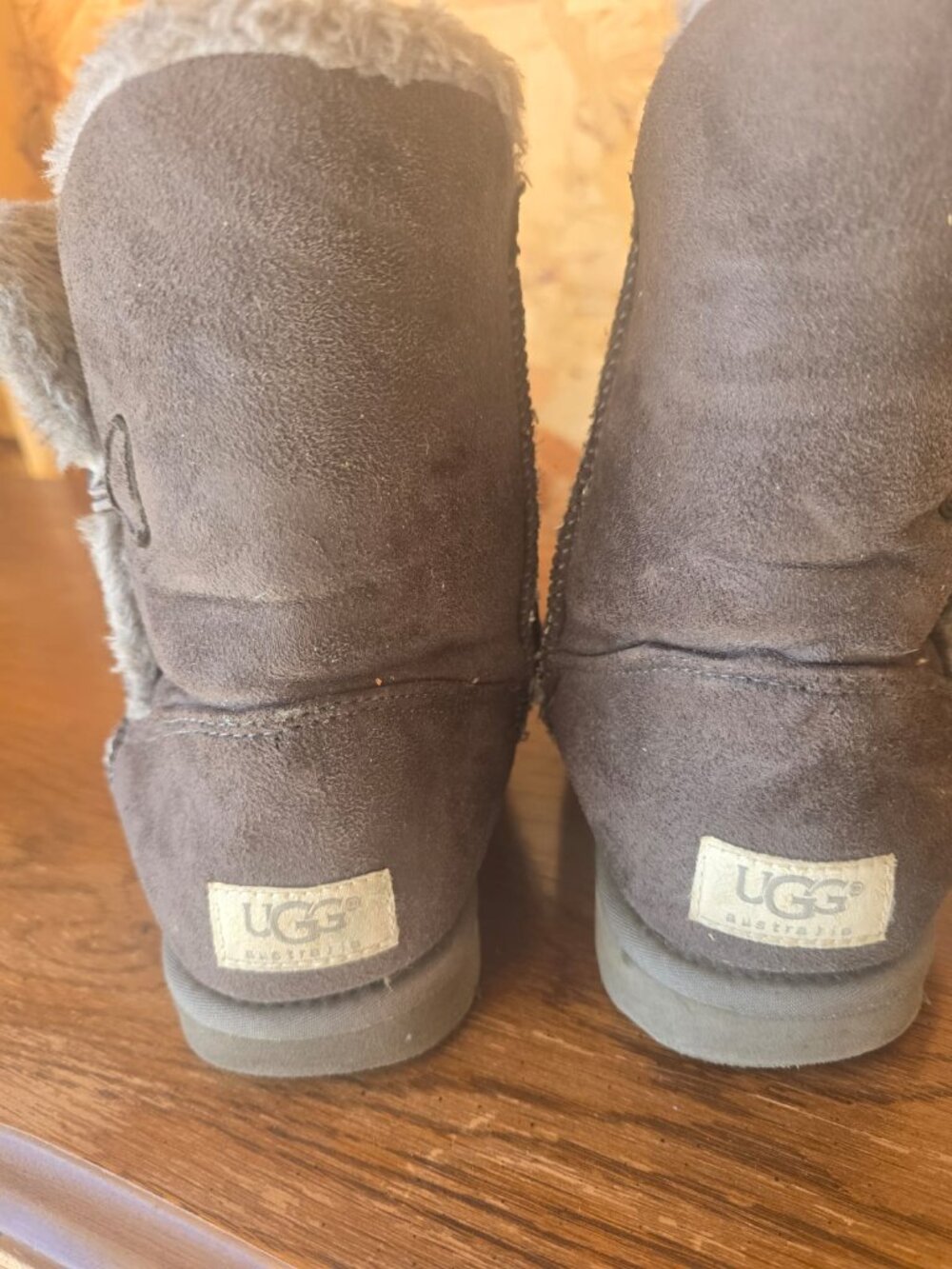 UGG Gray button boots - Picture 4 of 6